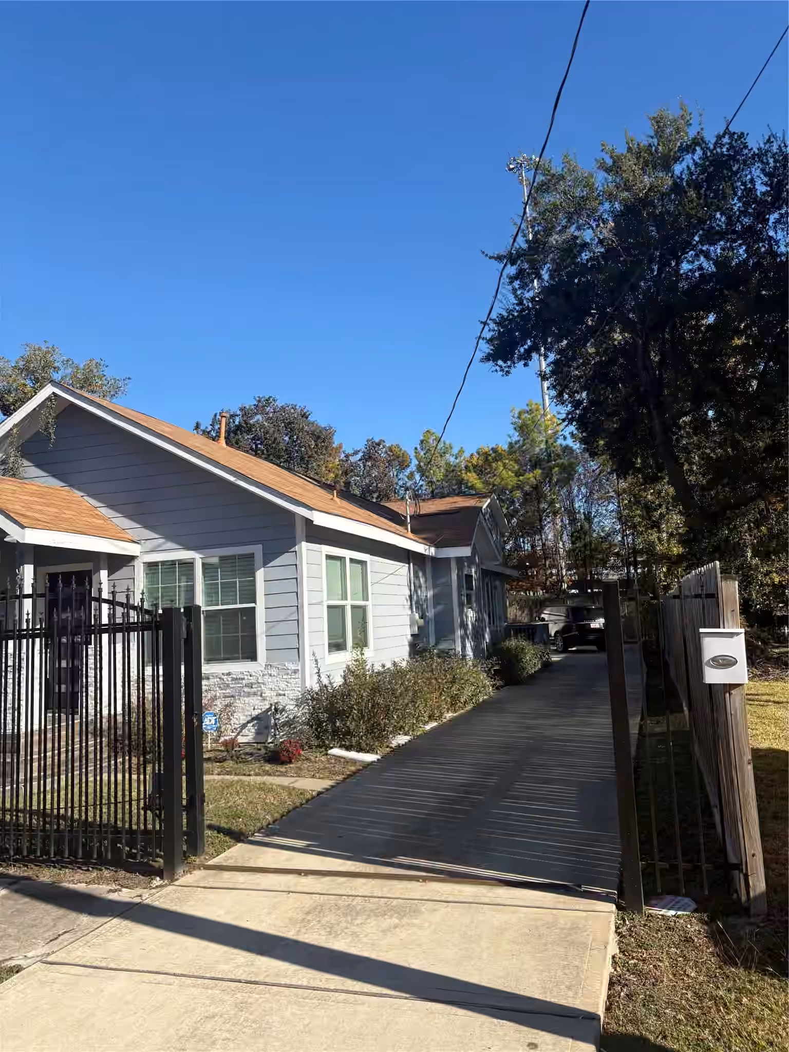Photo 3 of 3021 Gray Street, Houston, TX