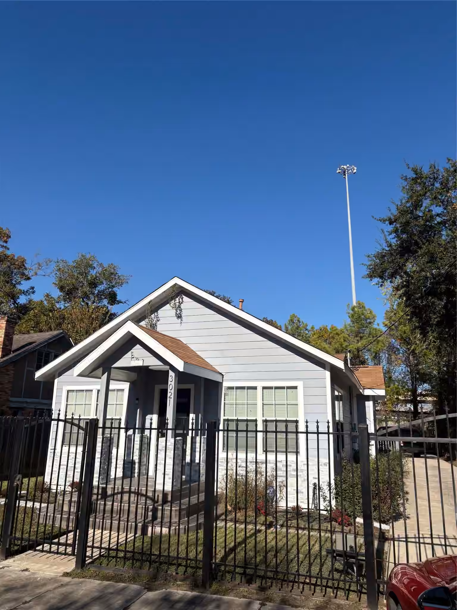 Photo 6 of 3021 Gray Street, Houston, TX