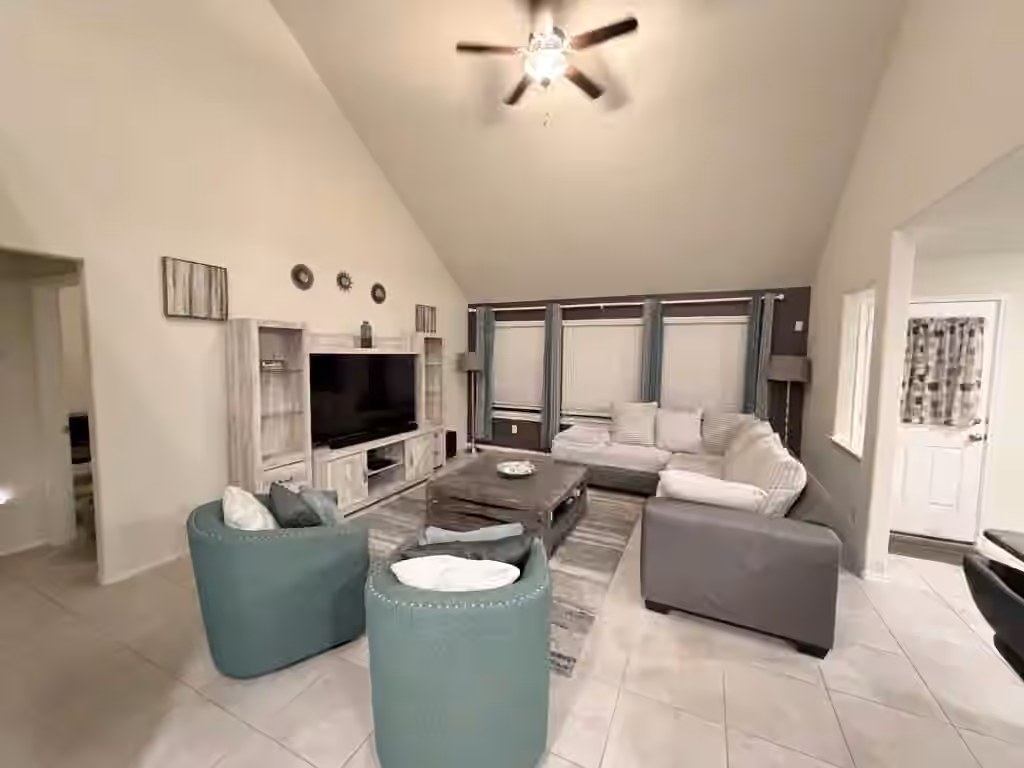 Photo 5 of 2806 Bretton Woods Drive, Conroe, TX