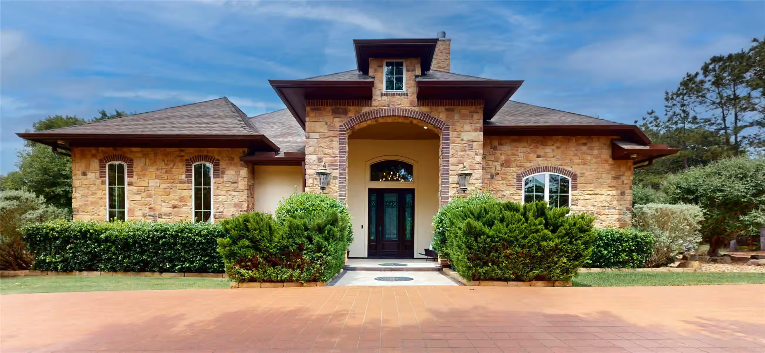 Photo 3 of 26166 Crown Ranch Blvd, Montgomery, TX