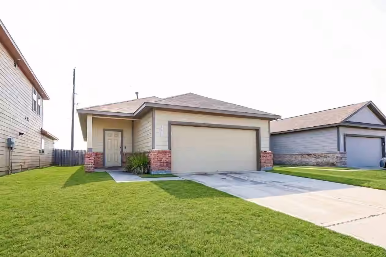 Photo of 10010 Yanet Grove Lane, Houston, TX