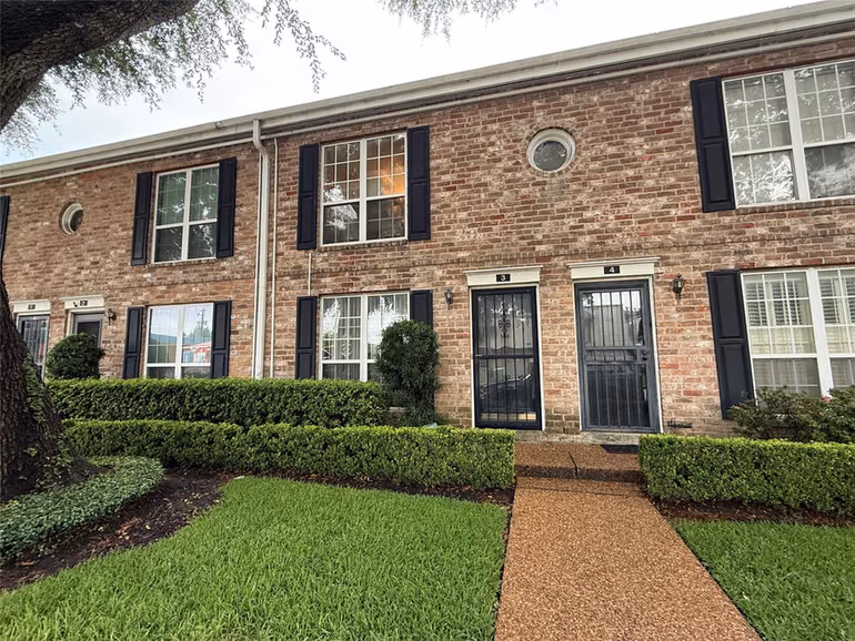 Photo 2 of 6410 Del Monte Drive 3, Houston, TX