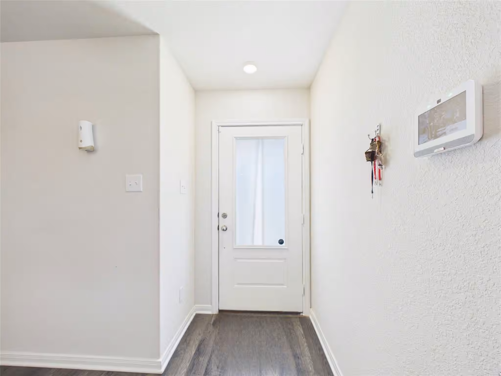 Photo 6 of 6403 Winter Elm Street, Houston, TX