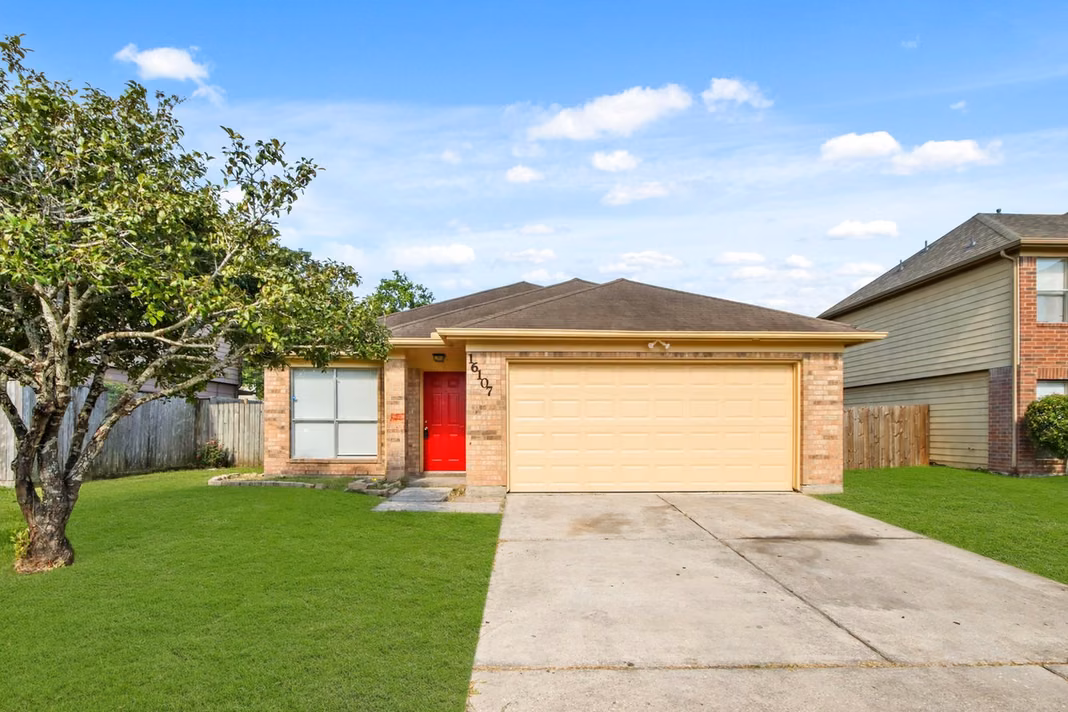 Photo of 16107 Catbird Court, Humble, TX