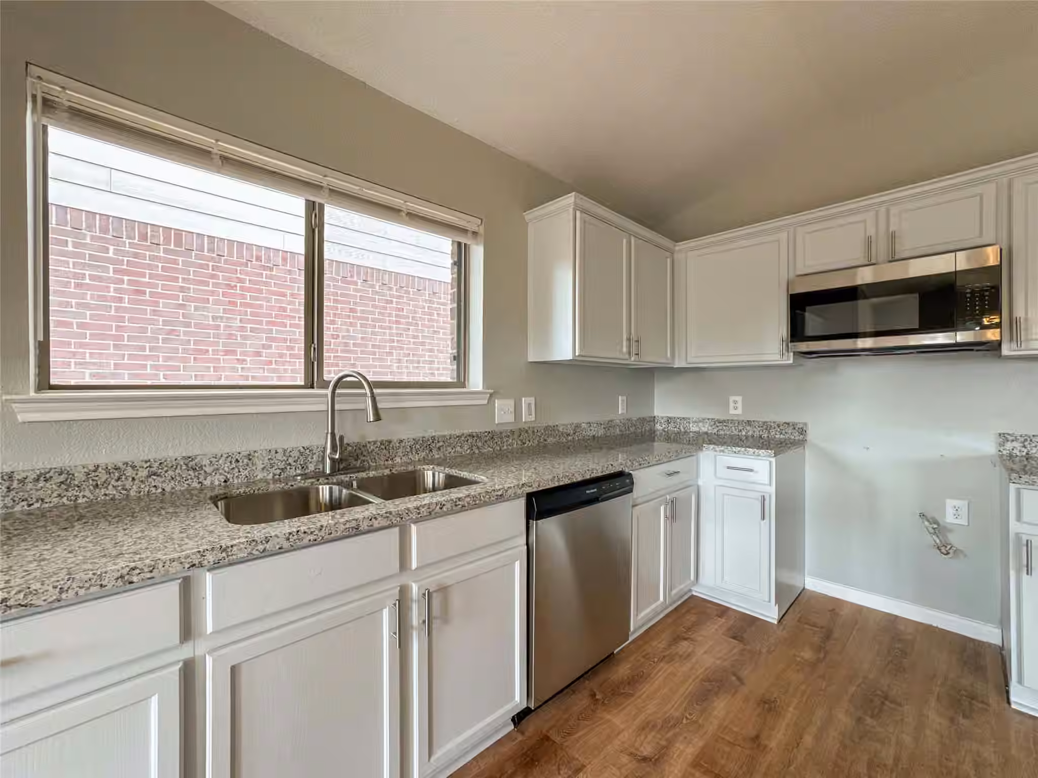 Photo 5 of 21410 Lark Creek Lane, Katy, TX