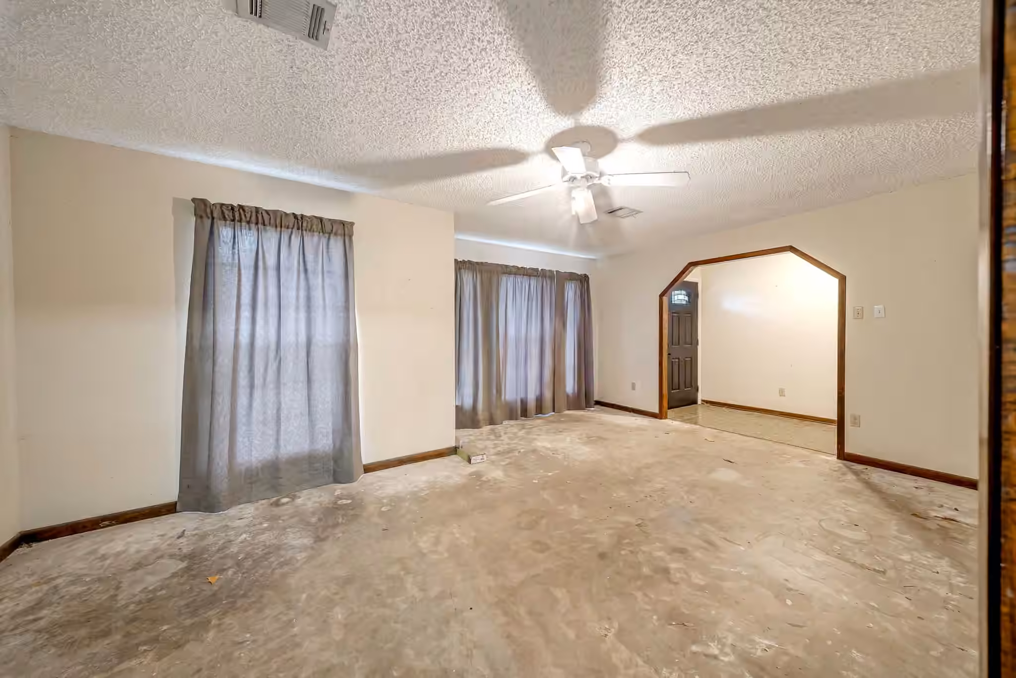 Photo 5 of 19904 Mercedell Drive, Porter, TX