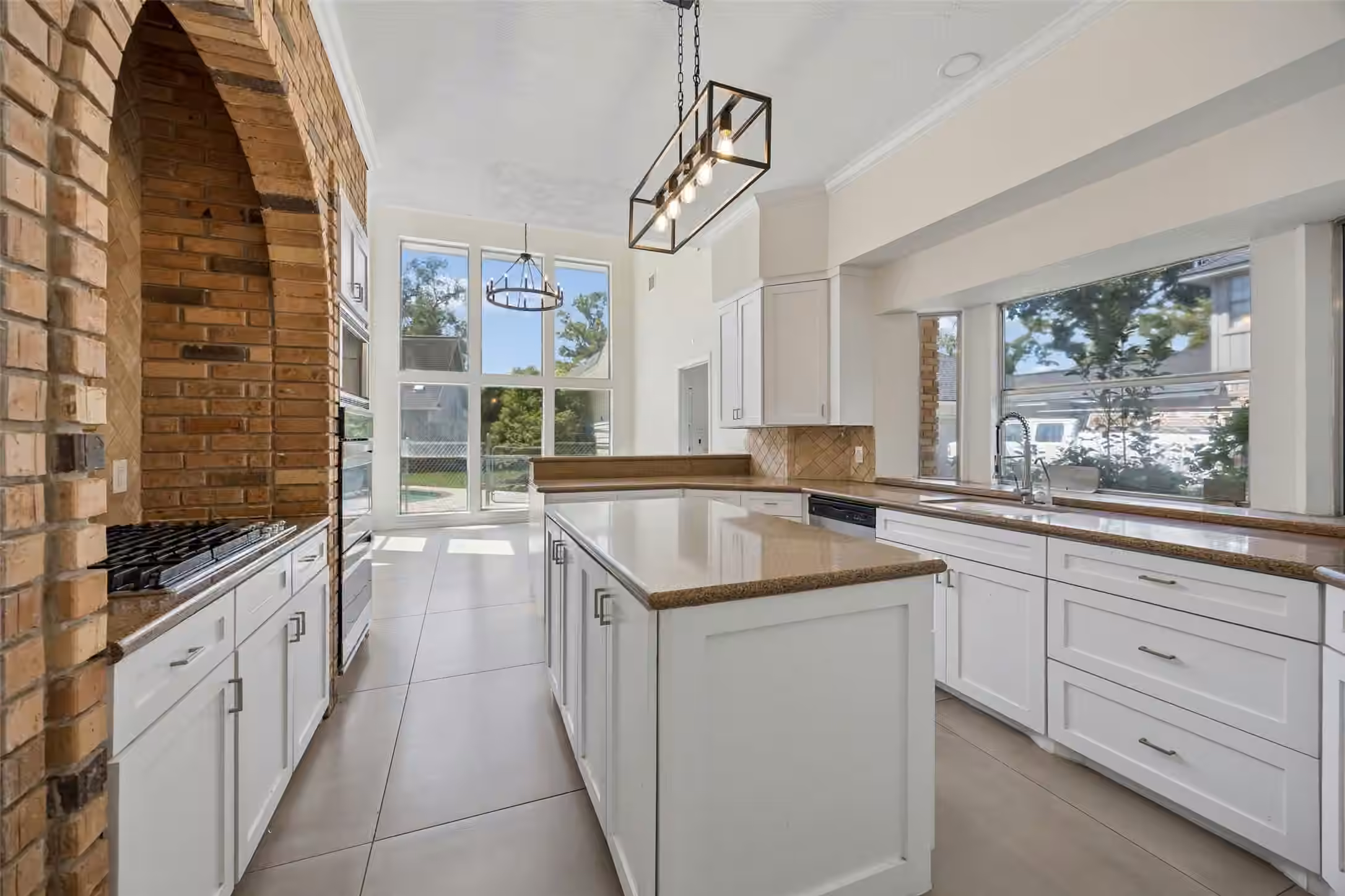 Photo 6 of 2807 Cedarville Drive, Houston, TX