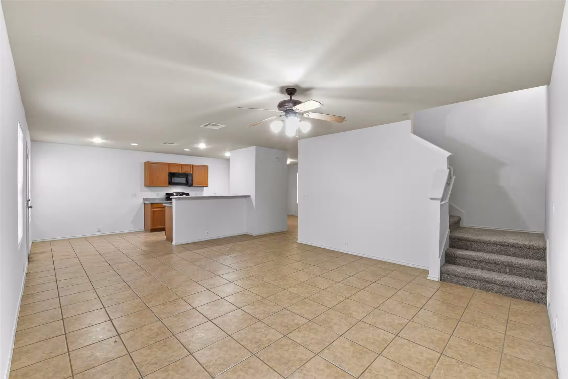 Photo 7 of 822 Grand Plains Drive, Houston, TX