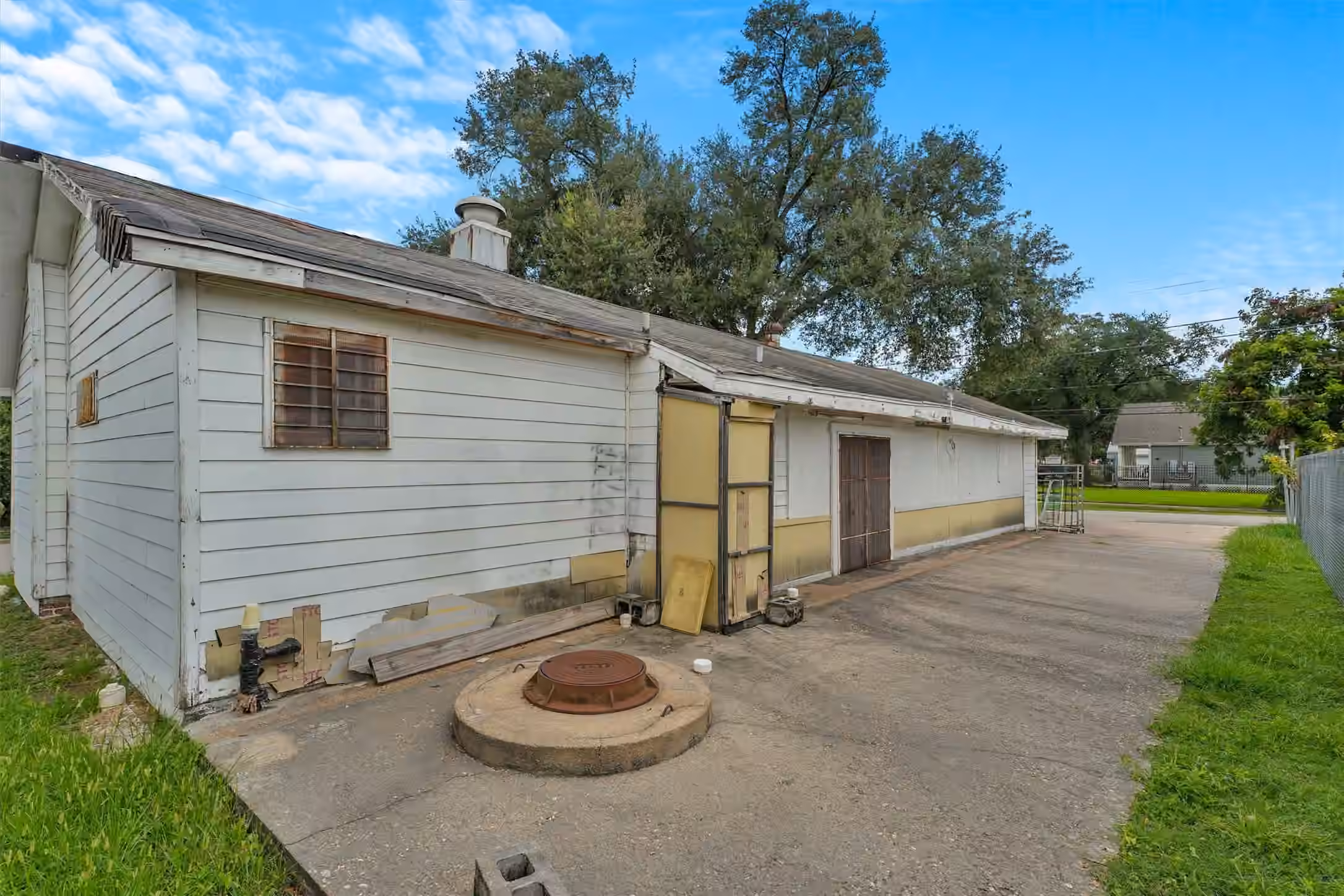Photo 7 of 2915 Kashmere Street, Houston, TX