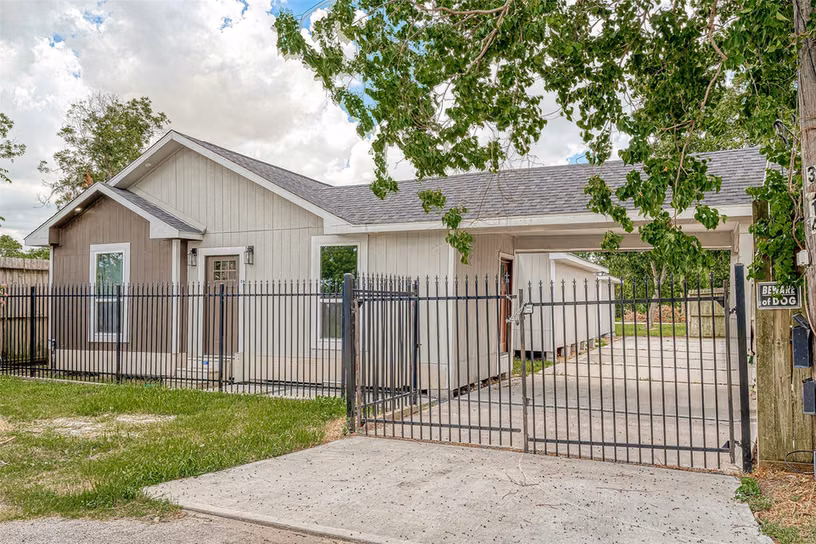 Photo of 3014 Delia Street, Houston, TX 77026