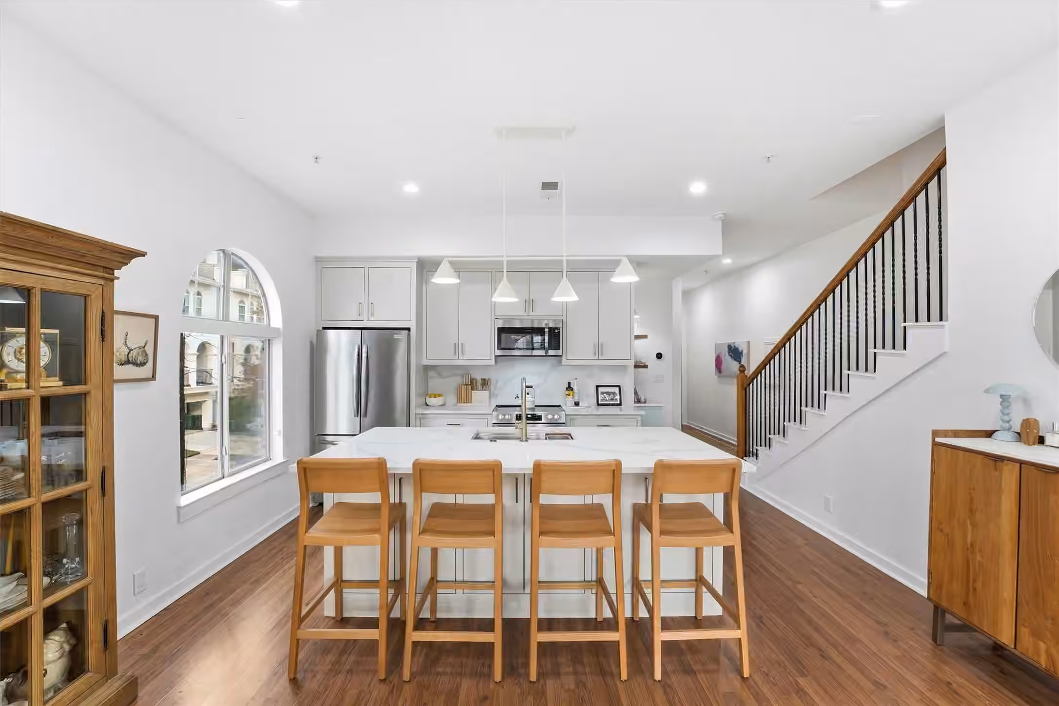 Photo of 806 Jackson Hill Street 201, Houston, TX