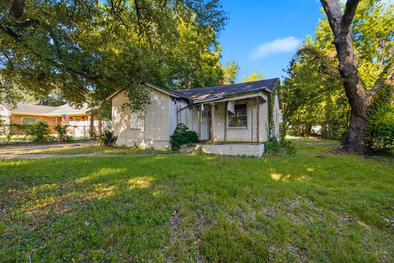 Photo 4 of 5305 Kashmere Street, Houston, TX