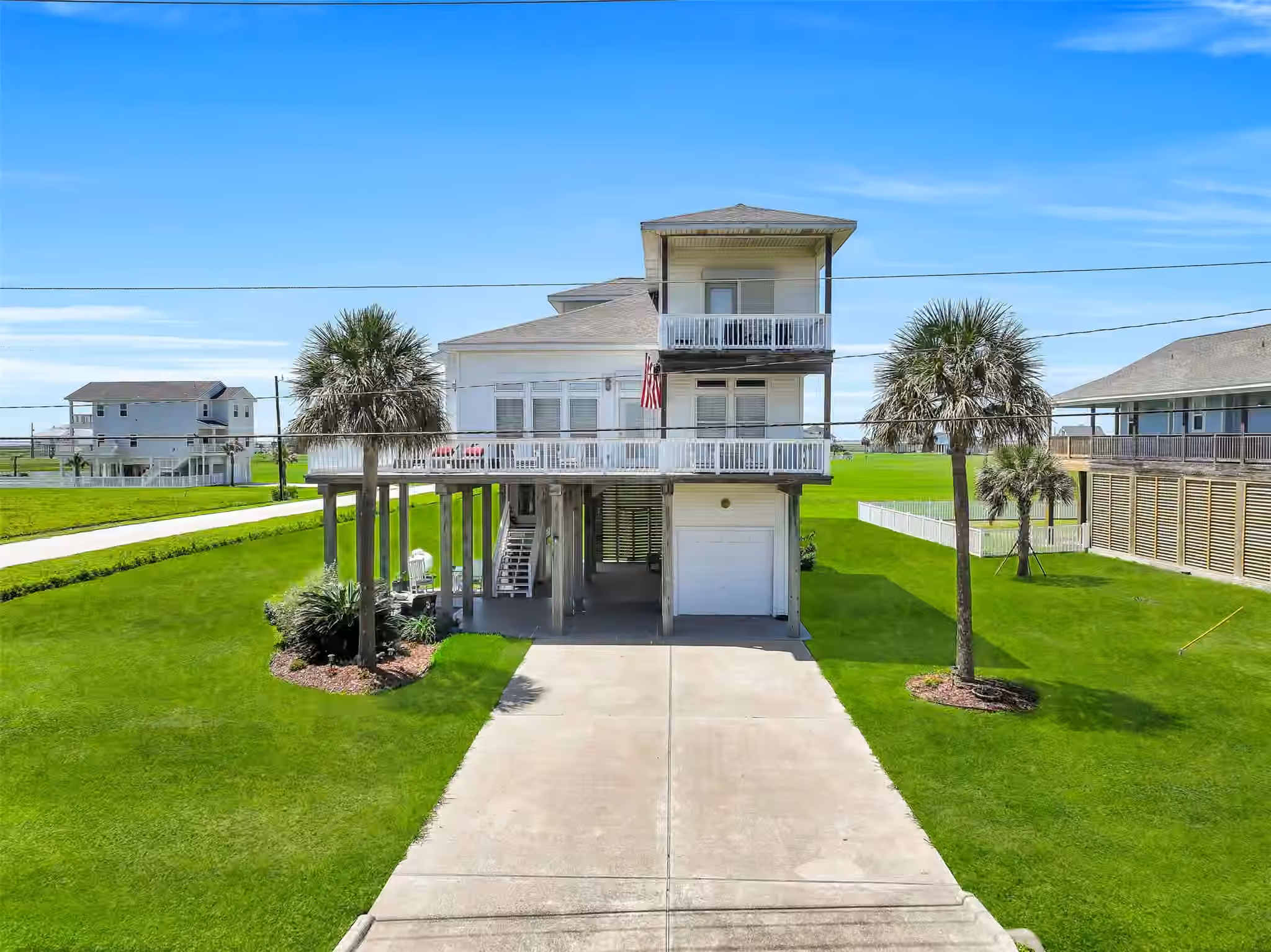 Photo of 18614 Warrior Road, Galveston, TX 77554