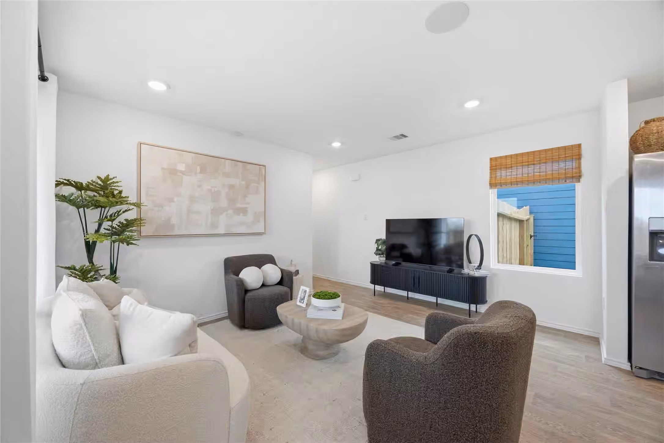 Photo 4 of 6006 Madden Lane, Houston, TX