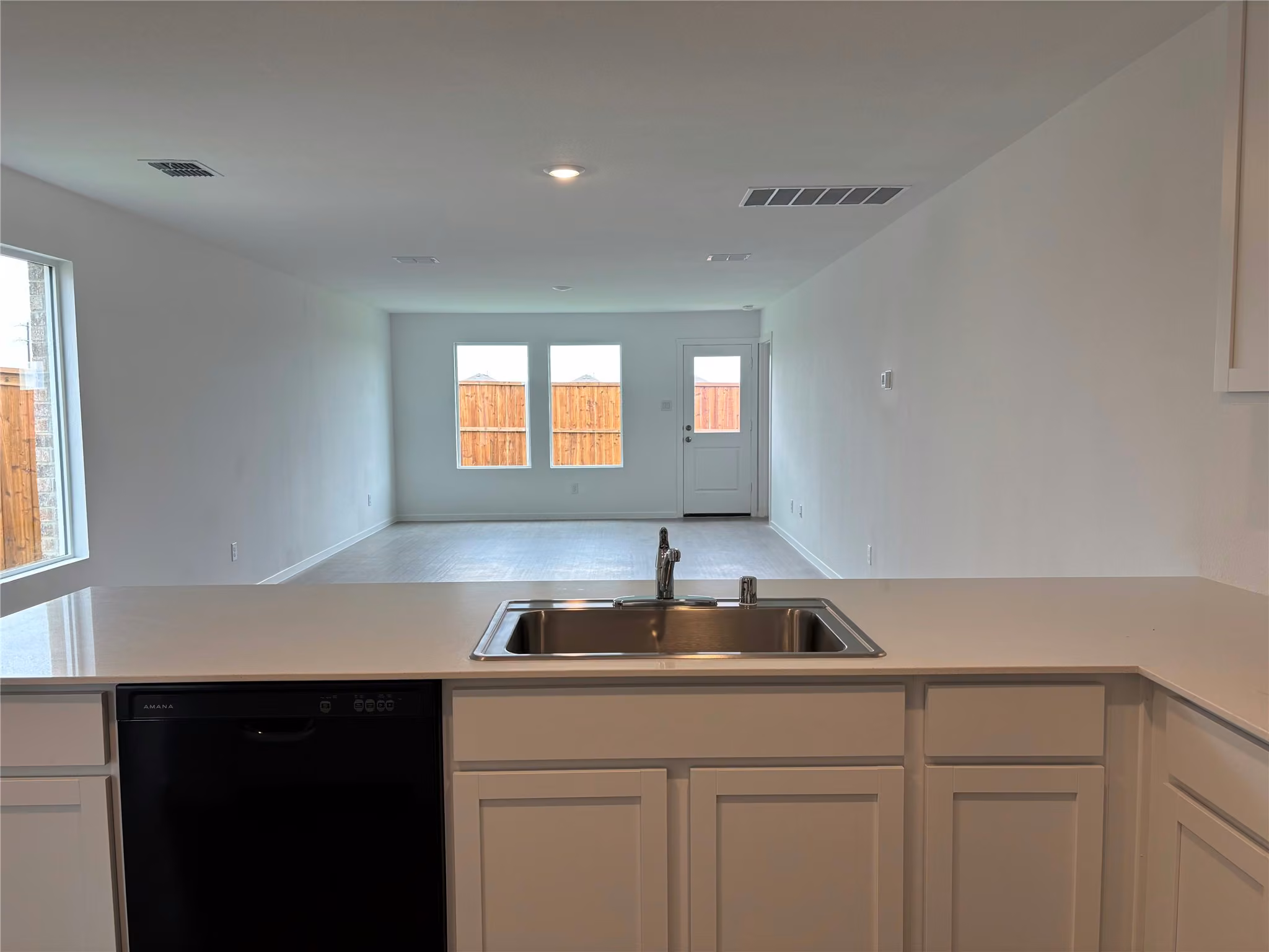 Photo 7 of 7607 Madrid Manor, Richmond, TX