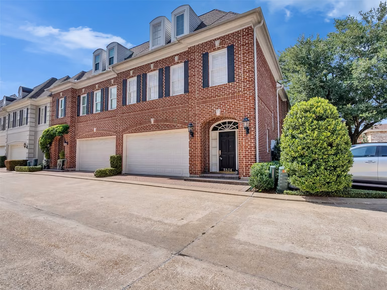 Photo of 5834 Candlewood Lane, Houston, TX 77057