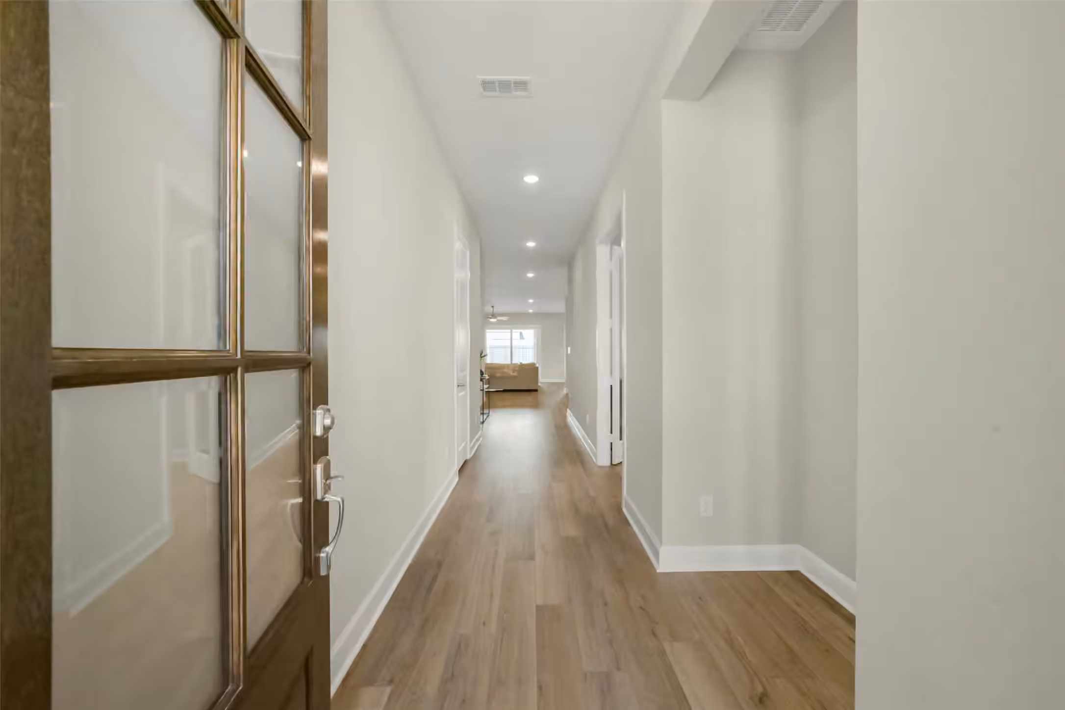 Photo 5 of 1702 Spring View, Friendswood, TX
