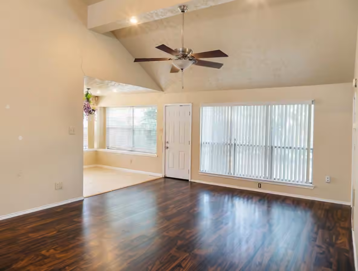 Photo 5 of 16307 Ember Hollow Lane, Missouri City, TX