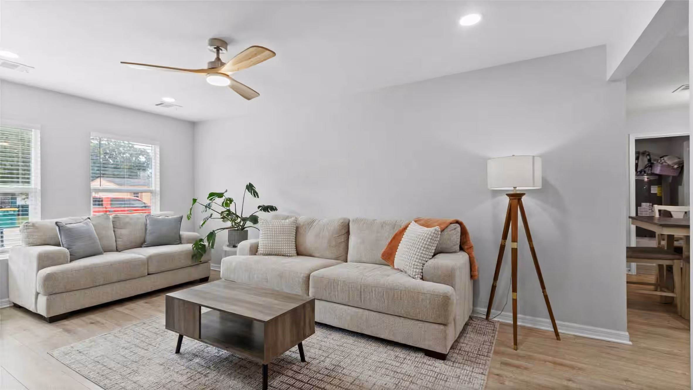Photo 5 of 508 Azalea Drive, La Marque, TX 77568