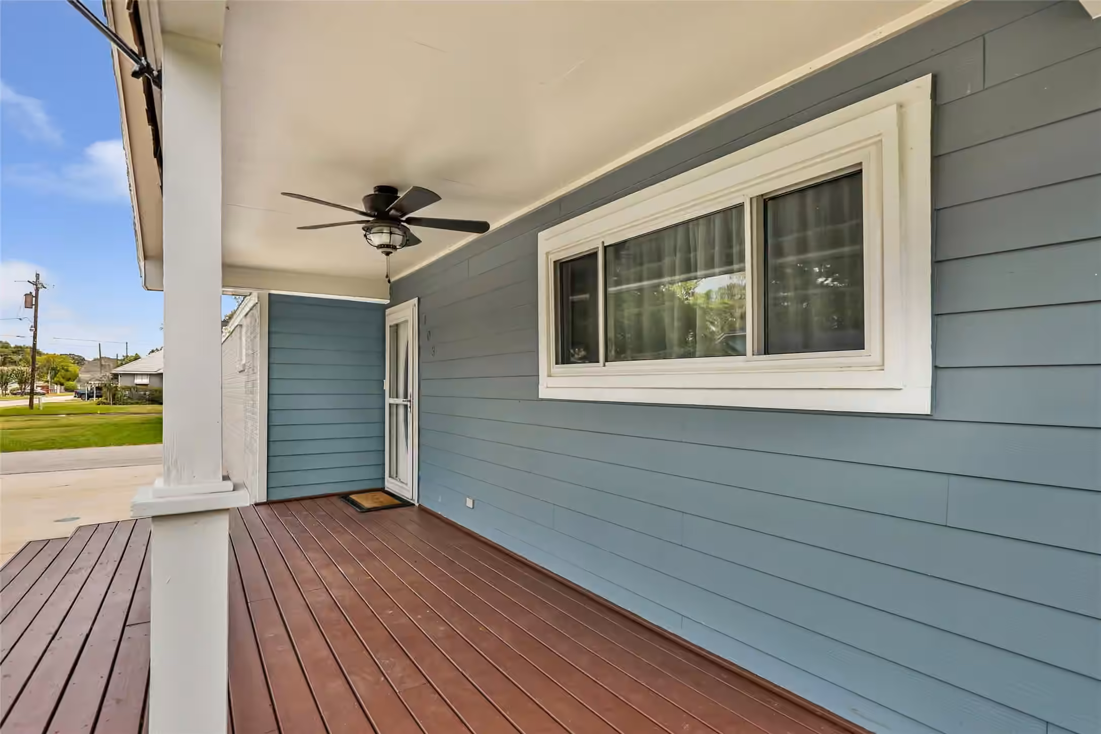 Photo 5 of 103 W Barrow Street, Dayton, TX