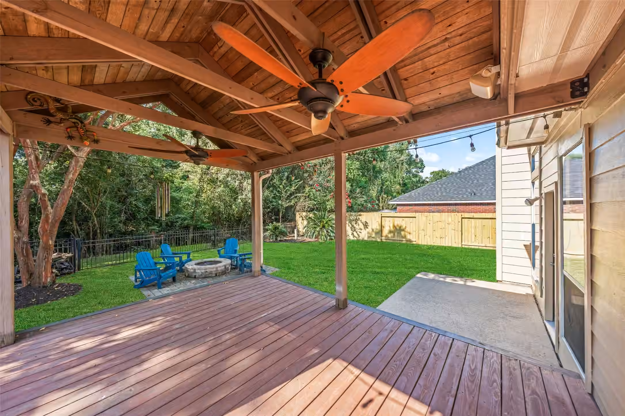 Photo 4 of 13422 Yaupon Holly Lane, Houston, TX