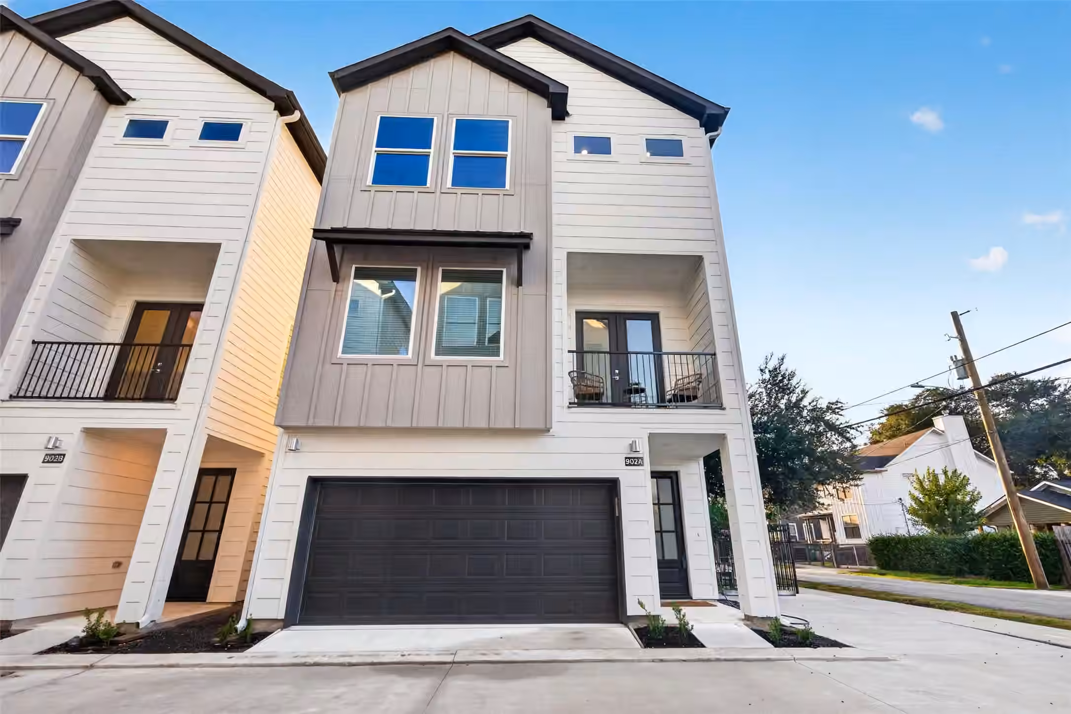 Photo of 902 Kern St A, Houston, TX 77009