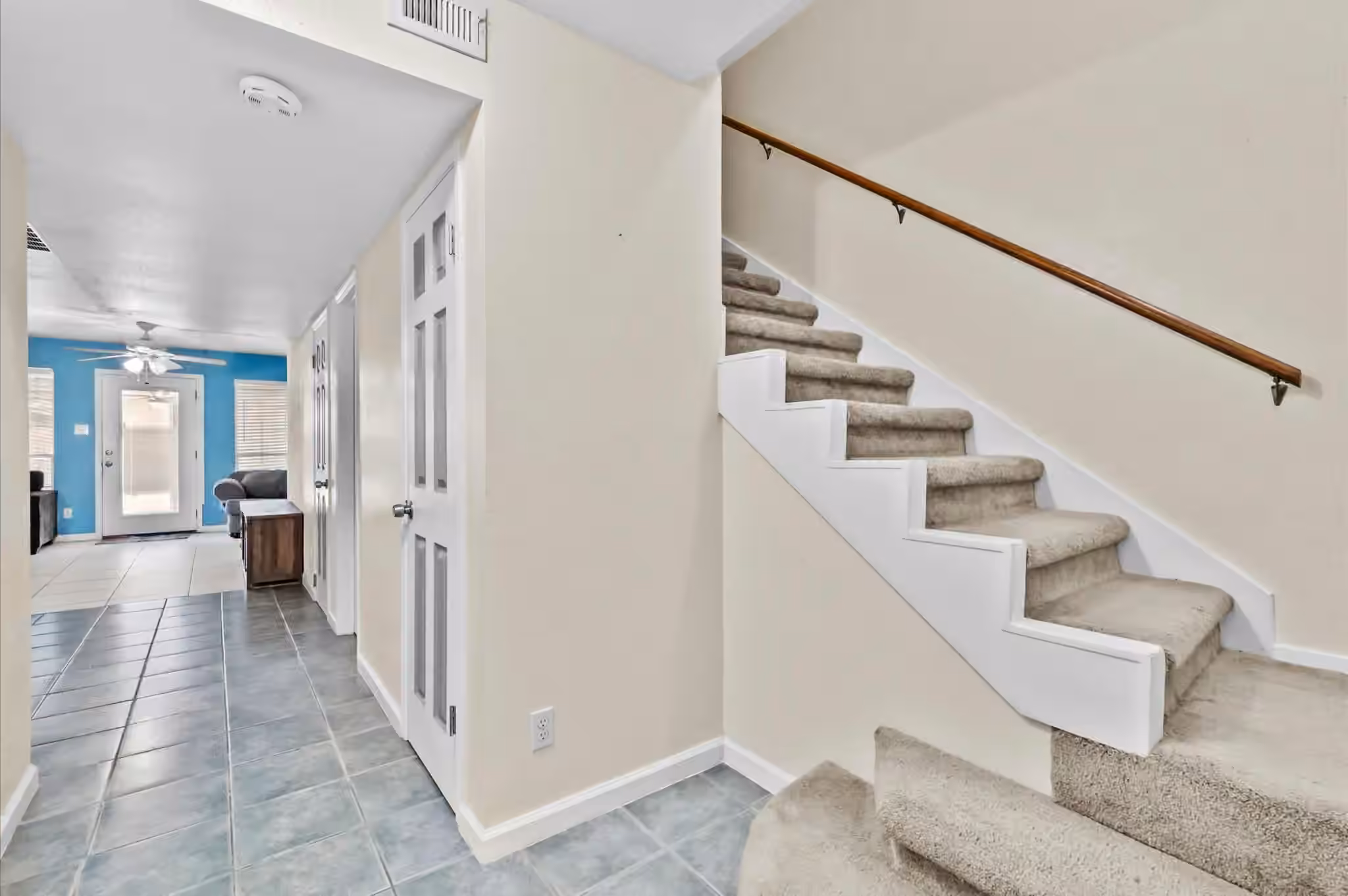 Photo 7 of 1025 Willow Oaks Circle, Pasadena, TX