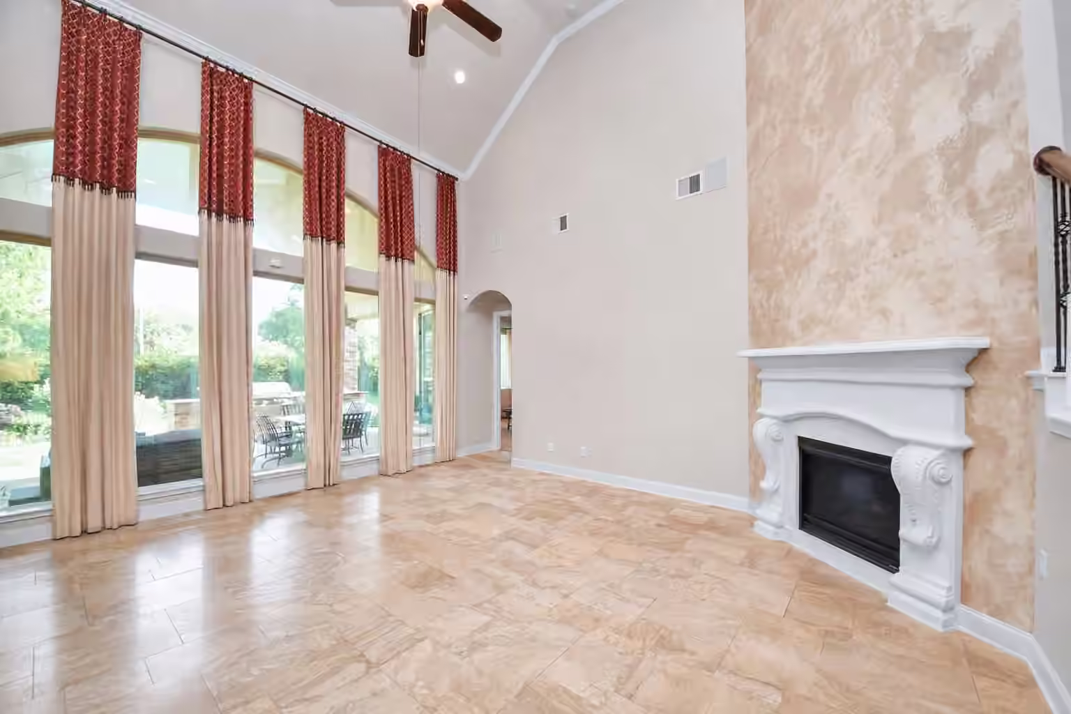 Photo 7 of 18106 Shimmer Lane, Richmond, TX