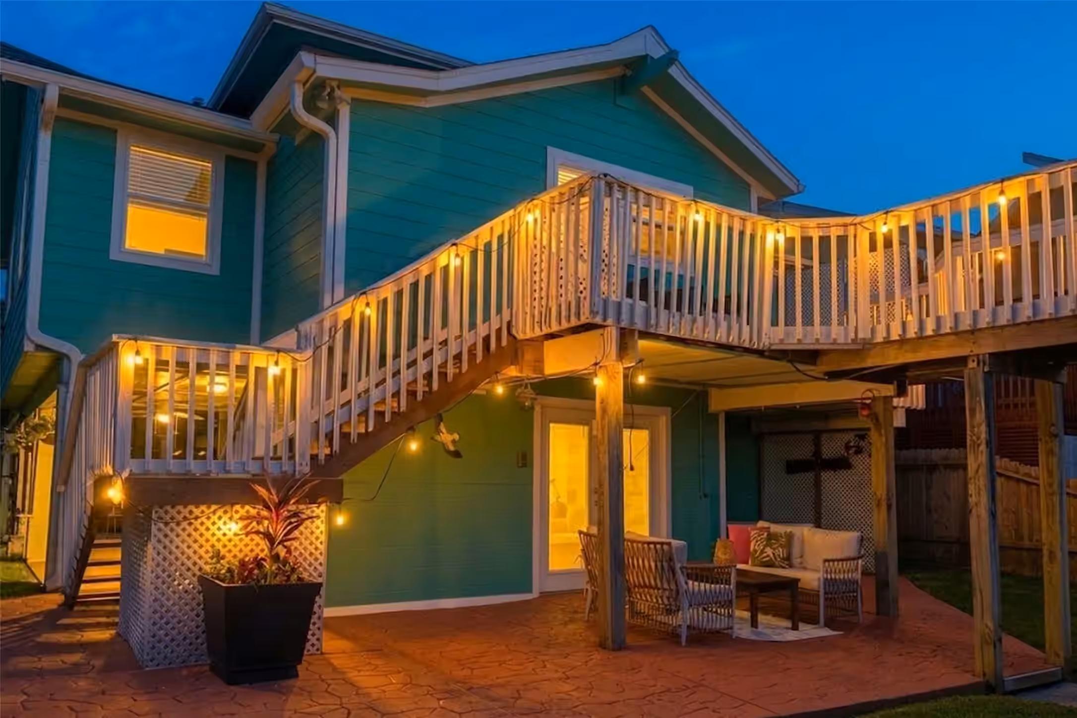 Photo 3 of 1078 Redfish Street, Bayou Vista, TX