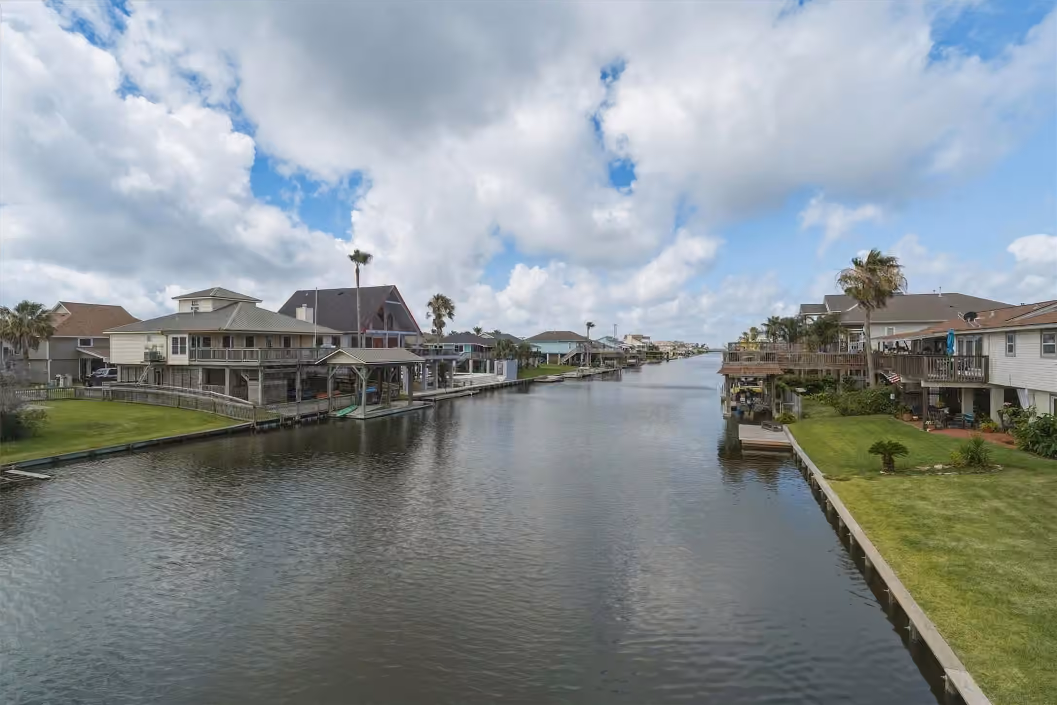 Photo 6 of 1078 Redfish Street, Bayou Vista, TX