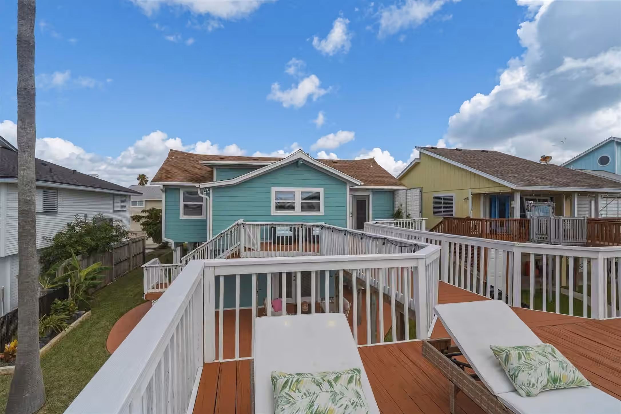 Photo 7 of 1078 Redfish Street, Bayou Vista, TX
