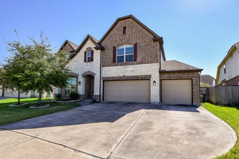 Photo of 2446 Flowering Brook Lane, Sugar Land, TX 77479