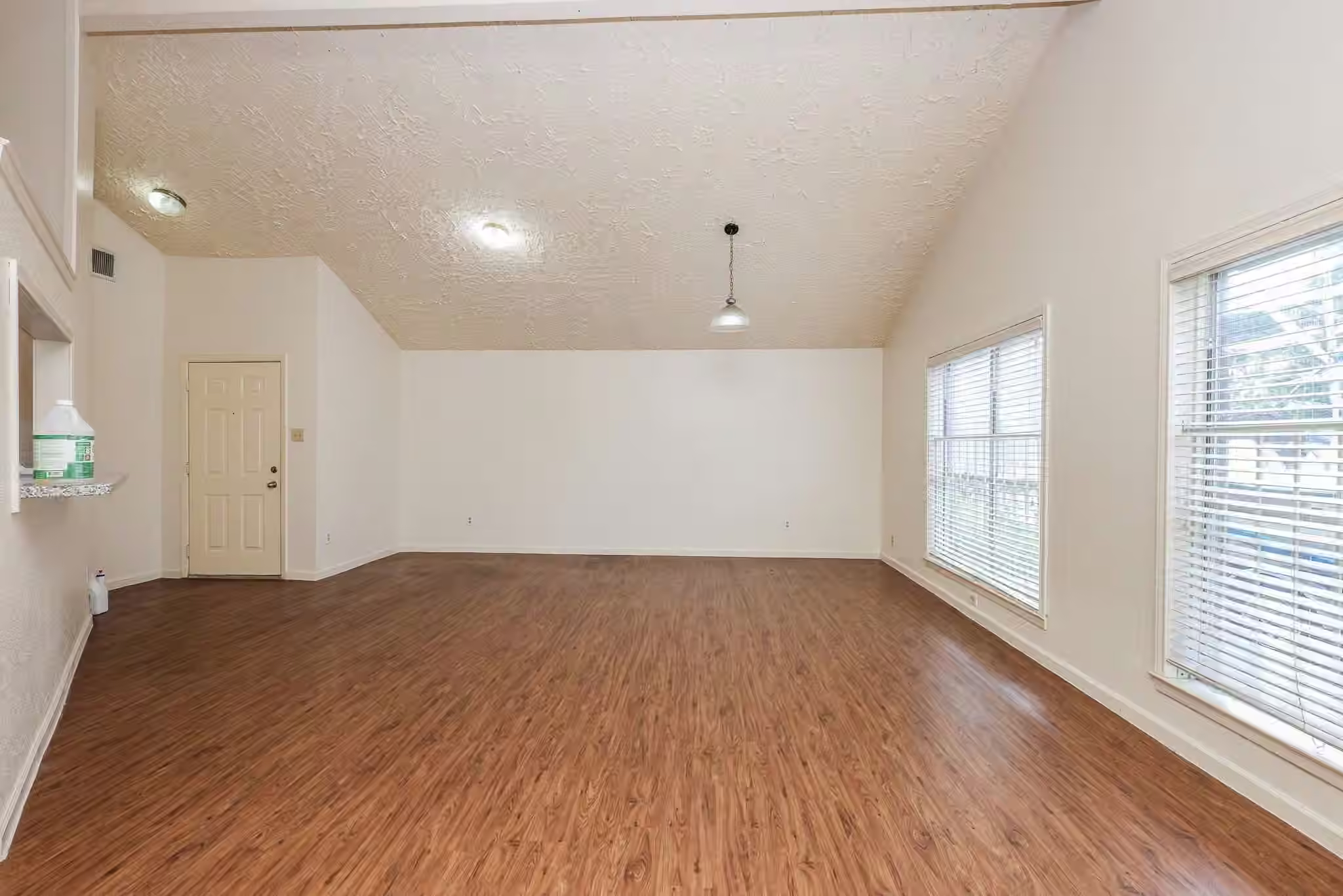 Photo 6 of 10907 Allison Bend Court, Houston, TX