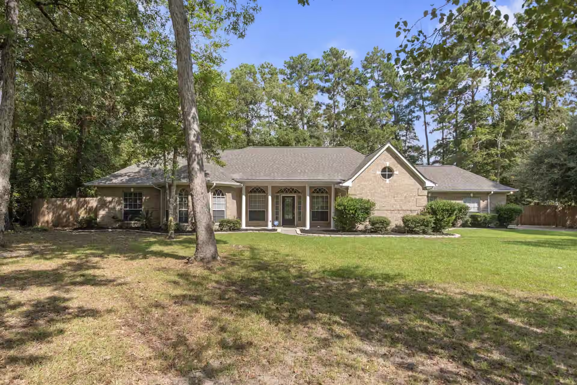Photo 3 of 2615 Roman Forest Boulevard, New Caney, TX