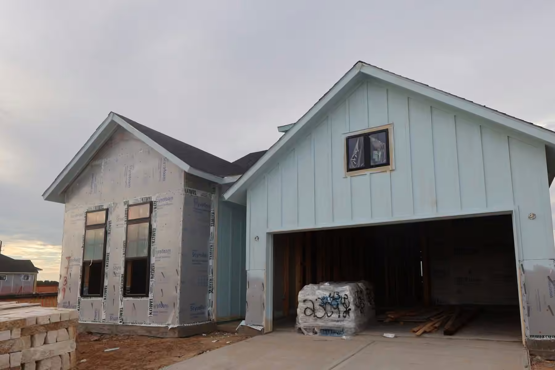 Photo 4 of 7739 Blue Heron Drive, Richmond, TX