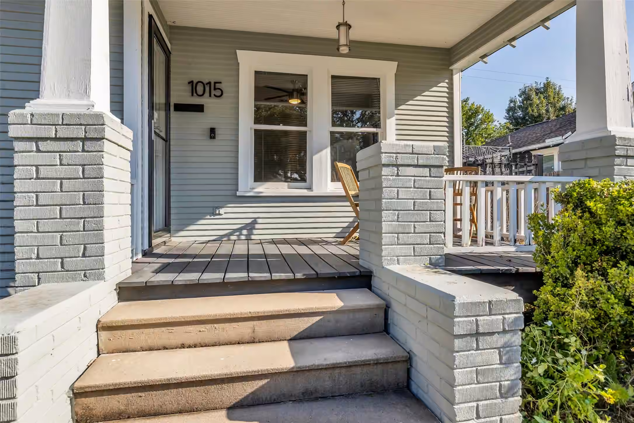 Photo 4 of 1015 E 14th Street, Houston, TX 77009