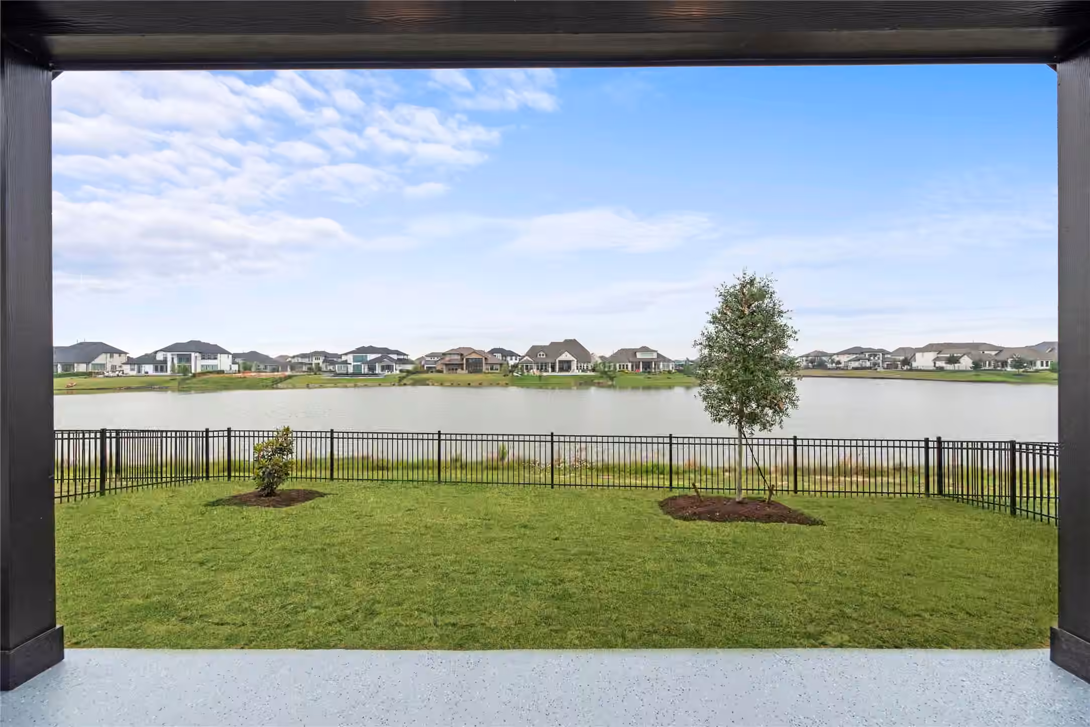 Photo 6 of 18207 W Shoreline Vista Lane, Cypress, TX