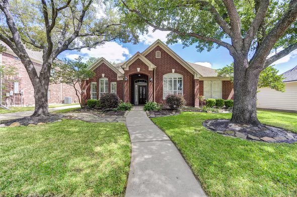 Photo of 11826 Canyon Mills Drive, Houston, TX