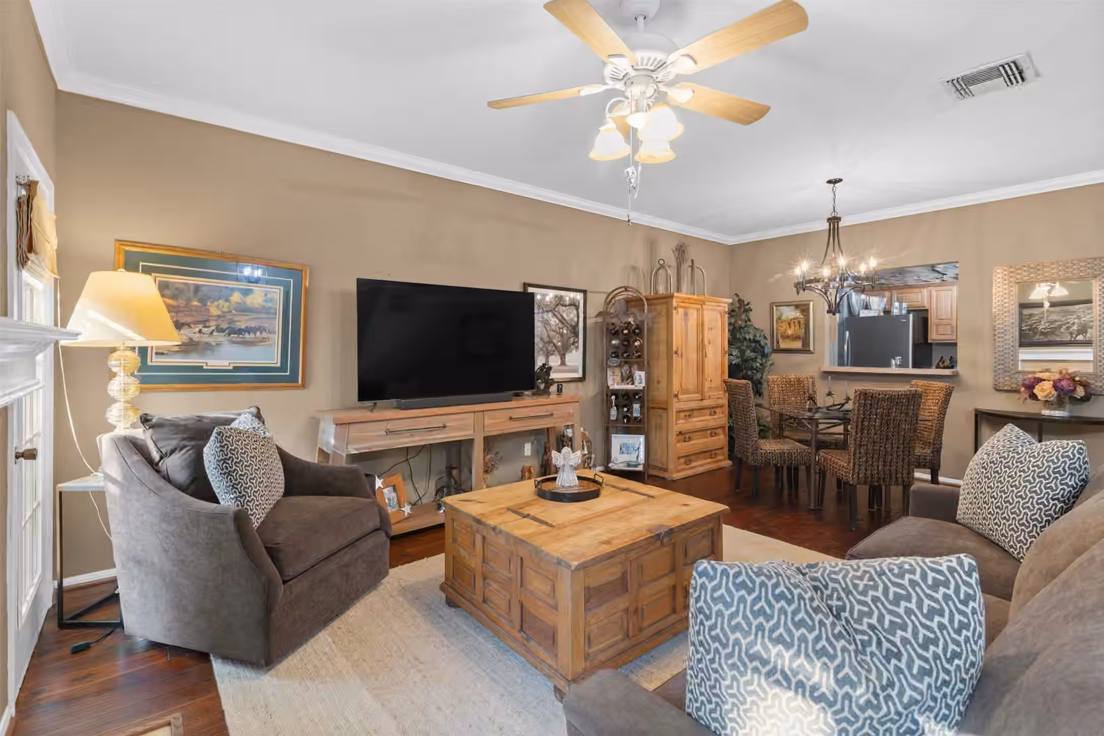 Photo 4 of 6000 Reims Road 2307, Houston, TX