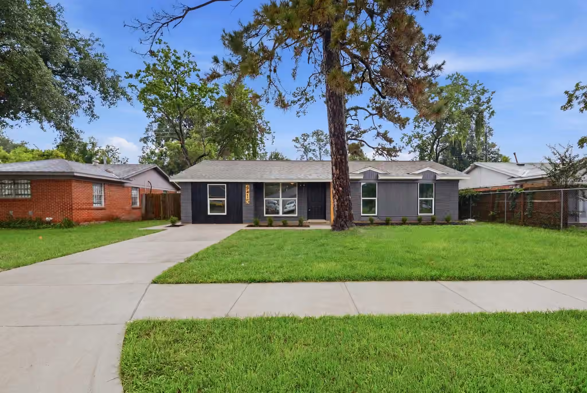 Photo of 6415 Annunciation Street, Houston, TX 77016
