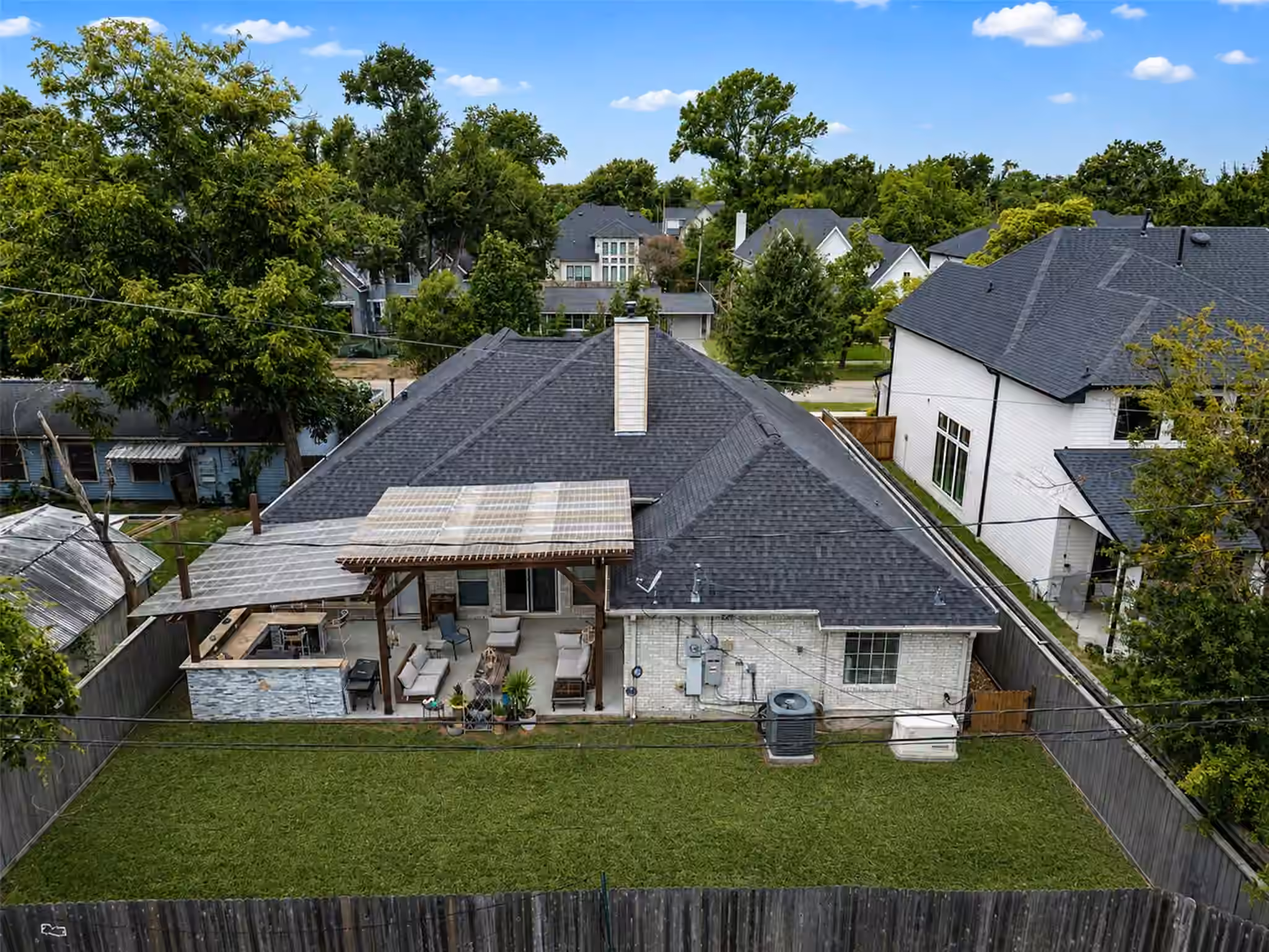 Photo 6 of 1914 Restridge Drive, Houston, TX