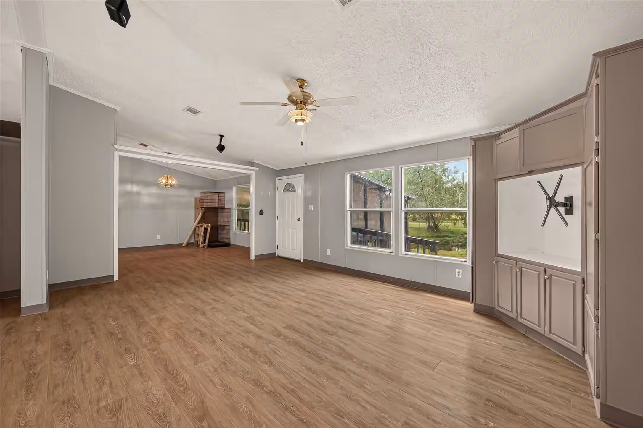 Photo 6 of 3725 Allen Road, Pearland, TX