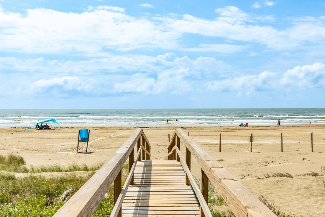Photo 4 of 101 Pelican Place 7, Surfside Beach, TX