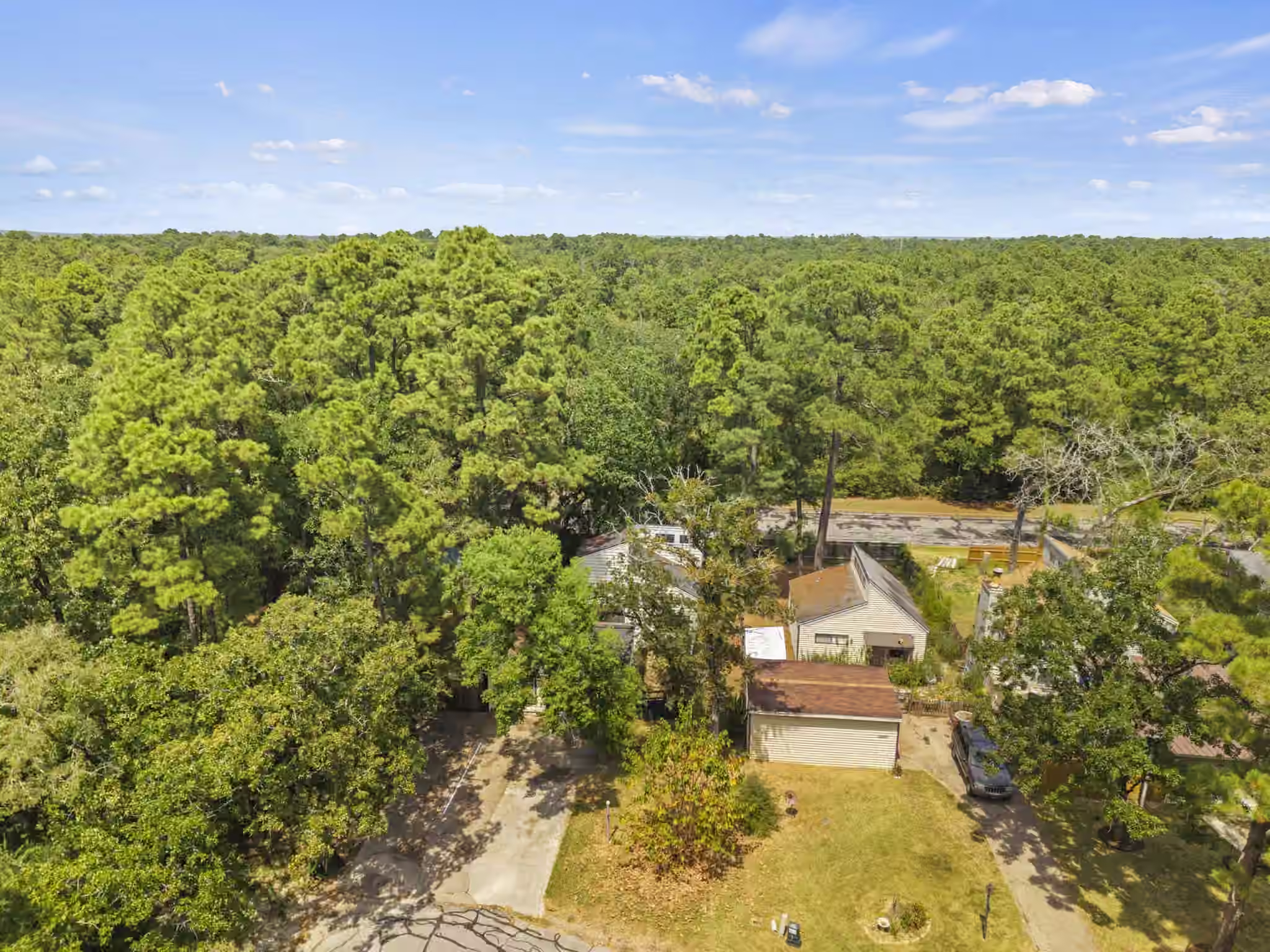 Photo 4 of 26628 Quail Court, Huntsville, TX