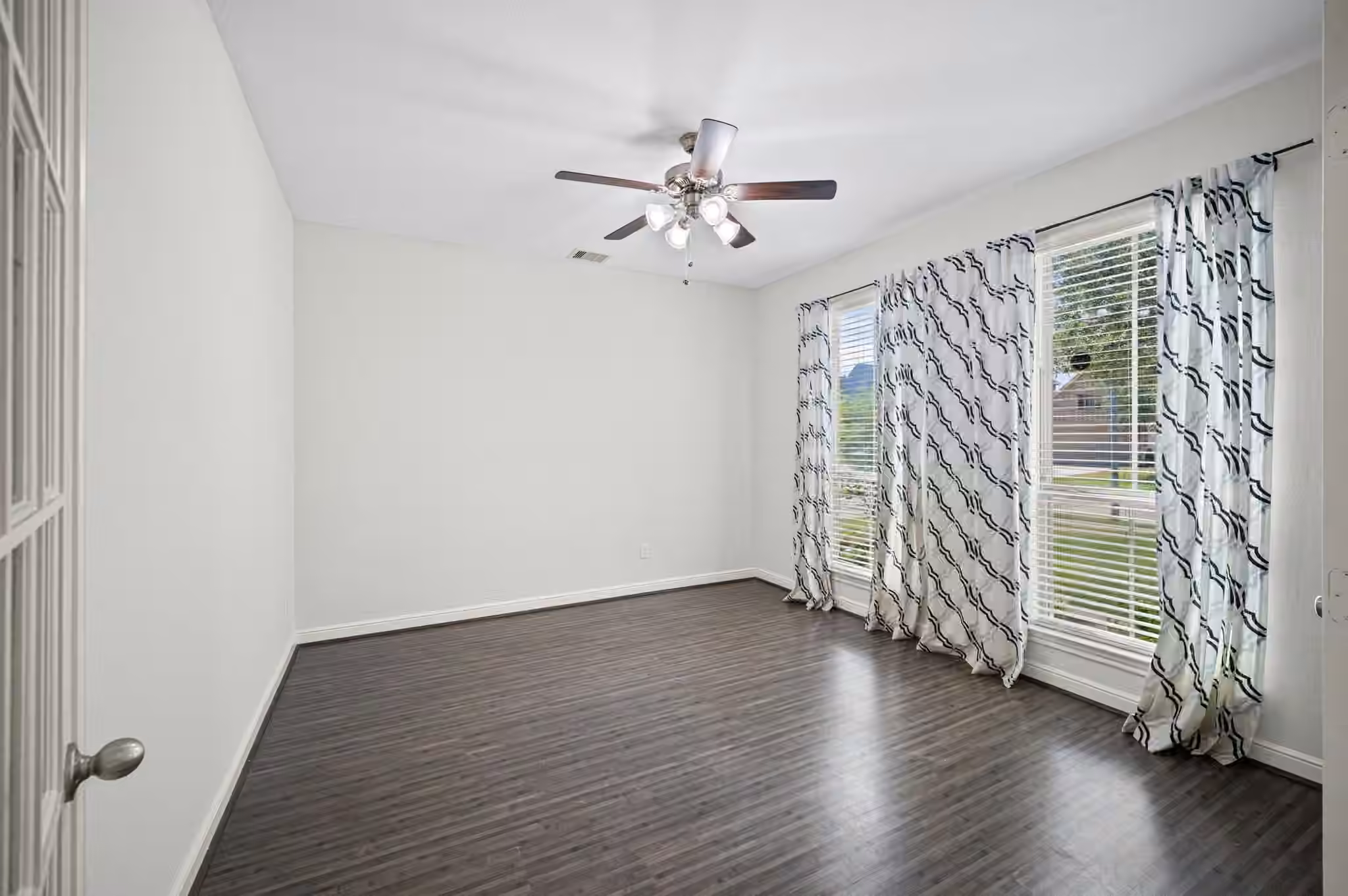 Photo 7 of 19126 Cardinal Grove Court, Cypress, TX