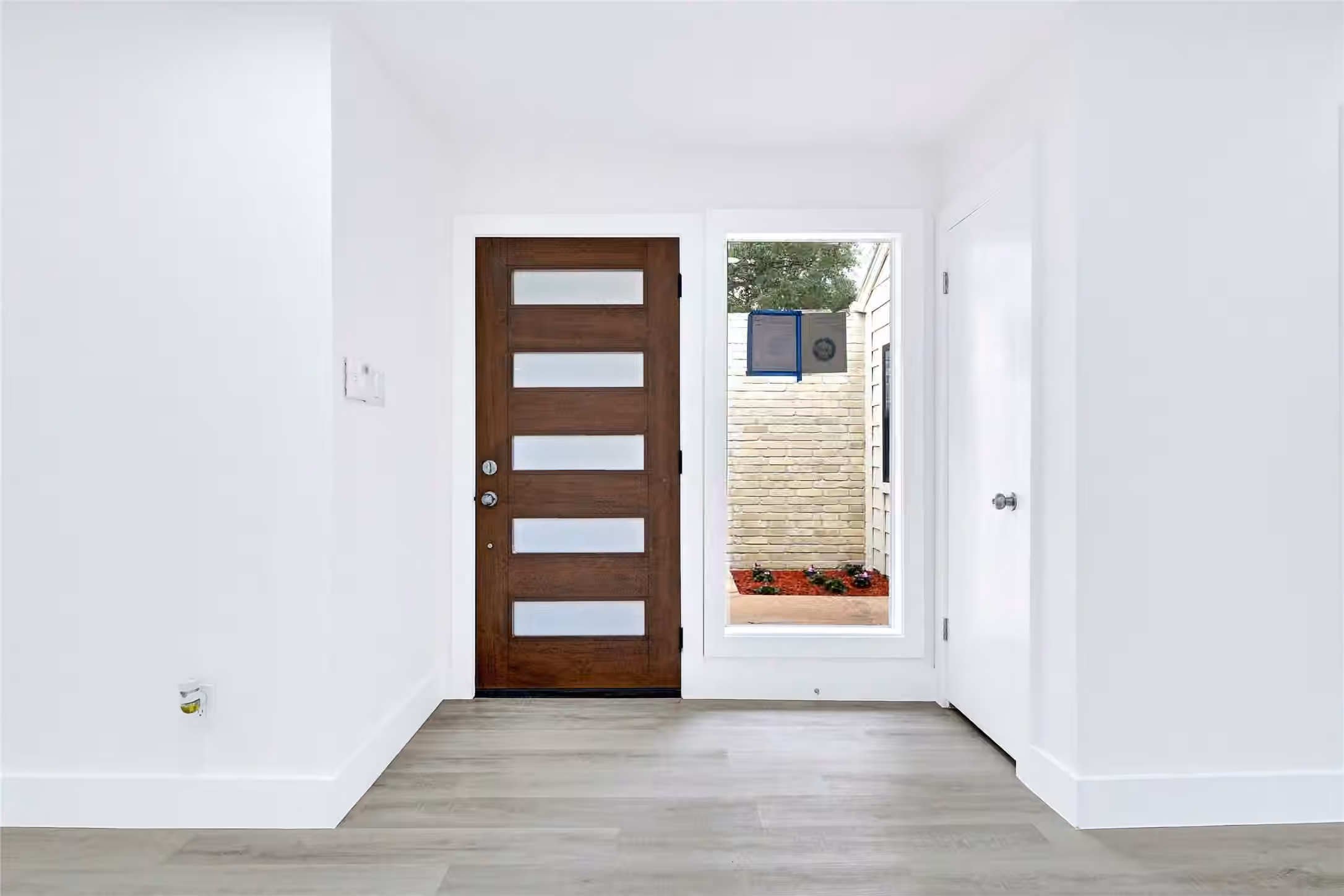Photo 4 of 14411 Briarhills Parkway, Houston, TX
