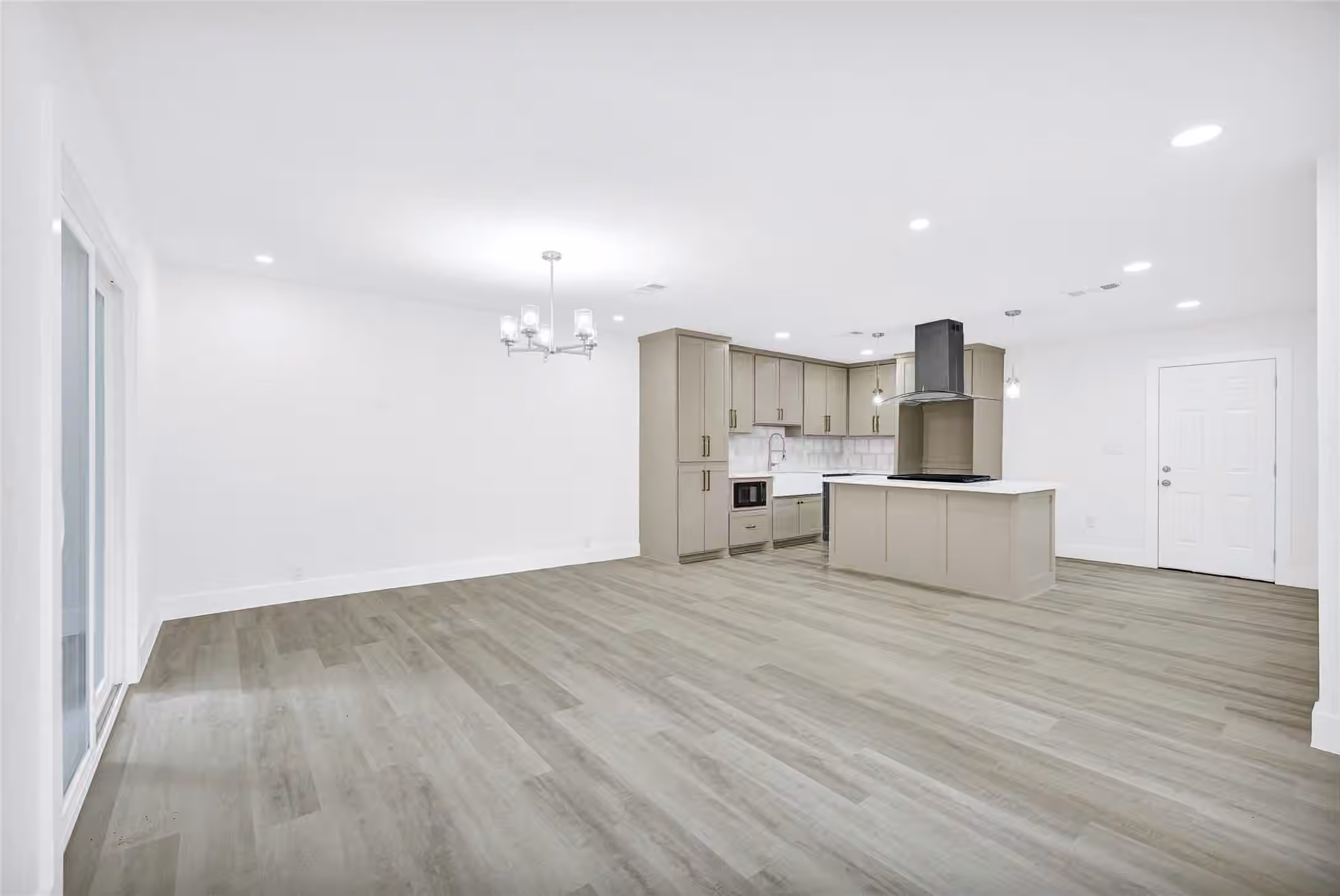 Photo 7 of 14411 Briarhills Parkway, Houston, TX
