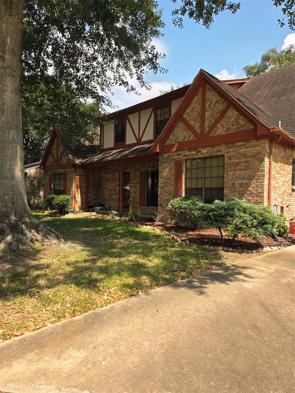 Photo 3 of 2310 Deer Meadow Drive, Missouri City, TX