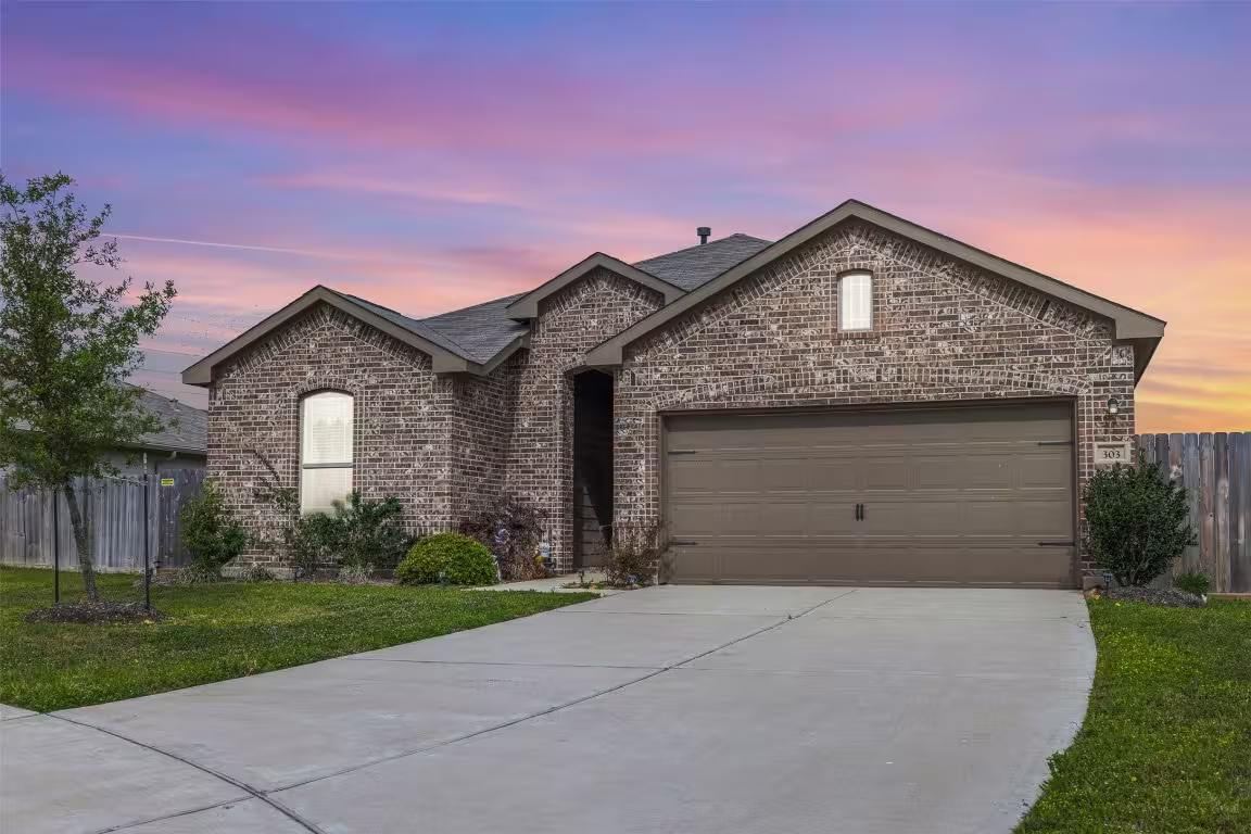 Photo of 303 Morning Dove Trail, Sealy, TX 77474