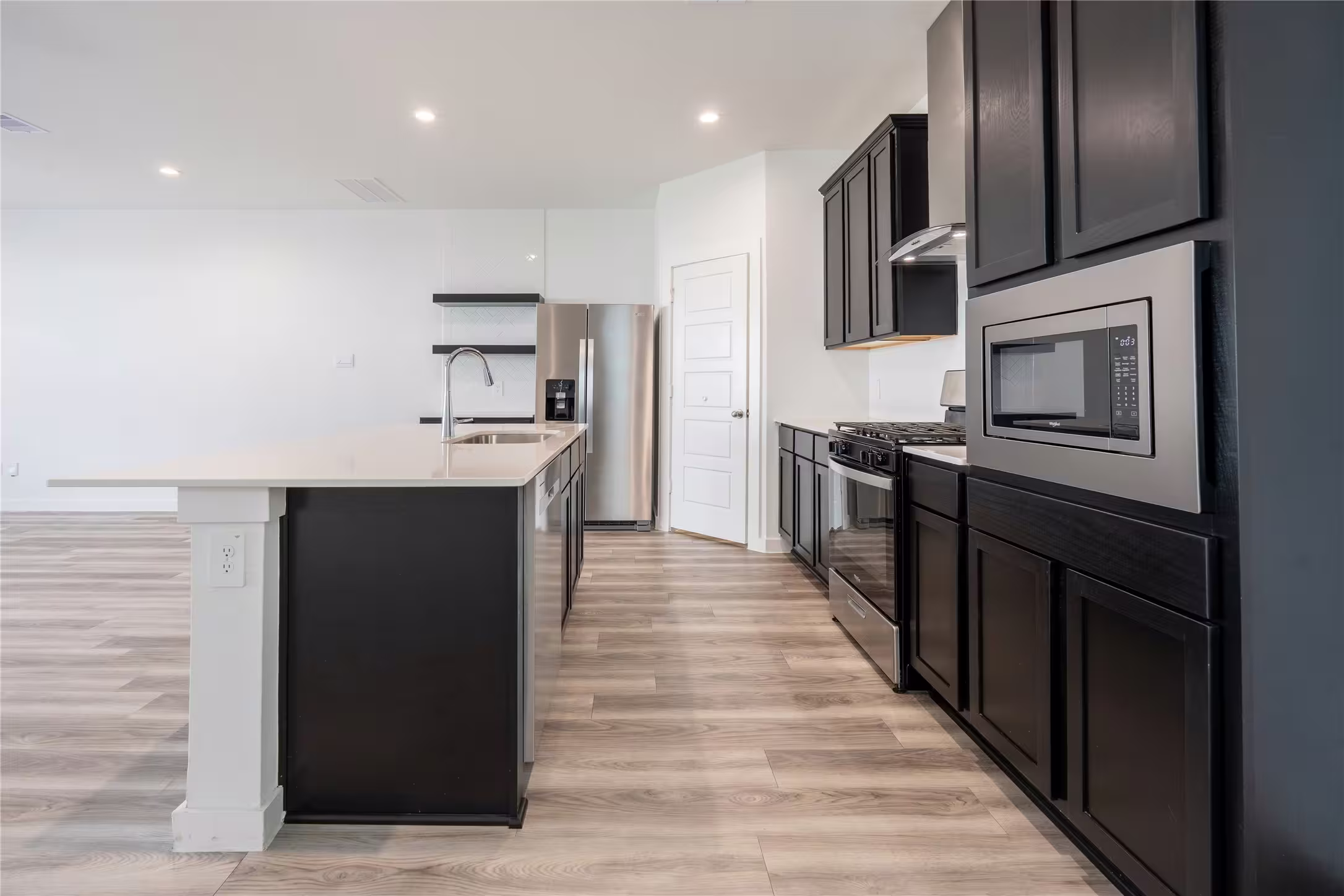 Photo 7 of 12327 Brandenburg Gate Dr Drive, Houston, TX